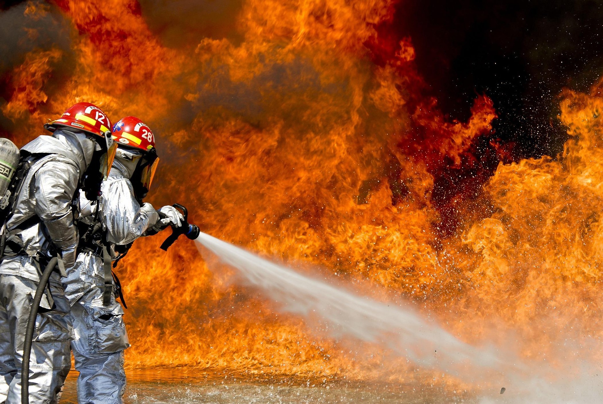 Comment éteindre un feu de batterie au lithium